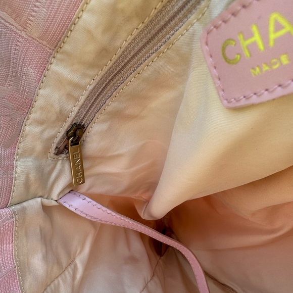 CHANEL Travel Line Tote - Picture 9 of 10